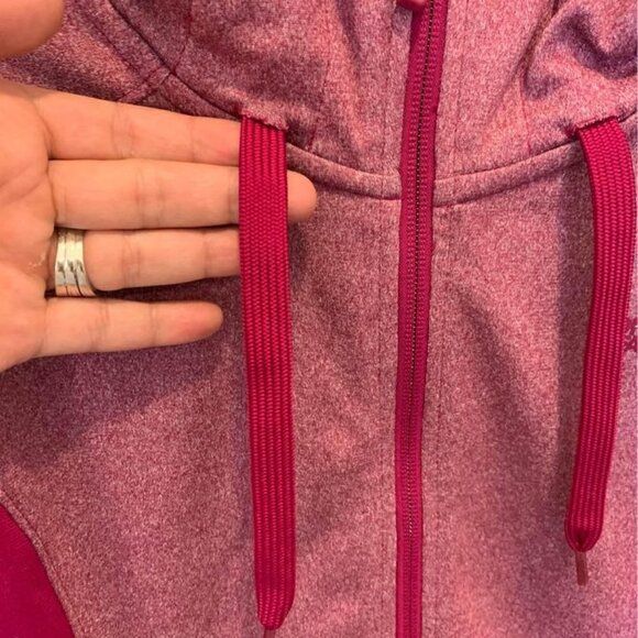 The North Face full zip jacket. Woman’s size medium. Cranberry. Hooded. Pockets. - Picture 9 of 9